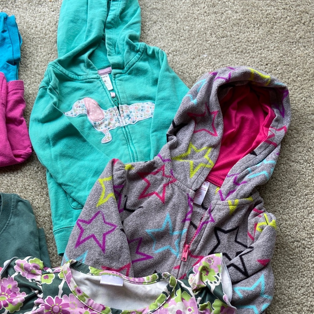 Large Carter's Girl Clothing Bundle - Picture 8 of 8